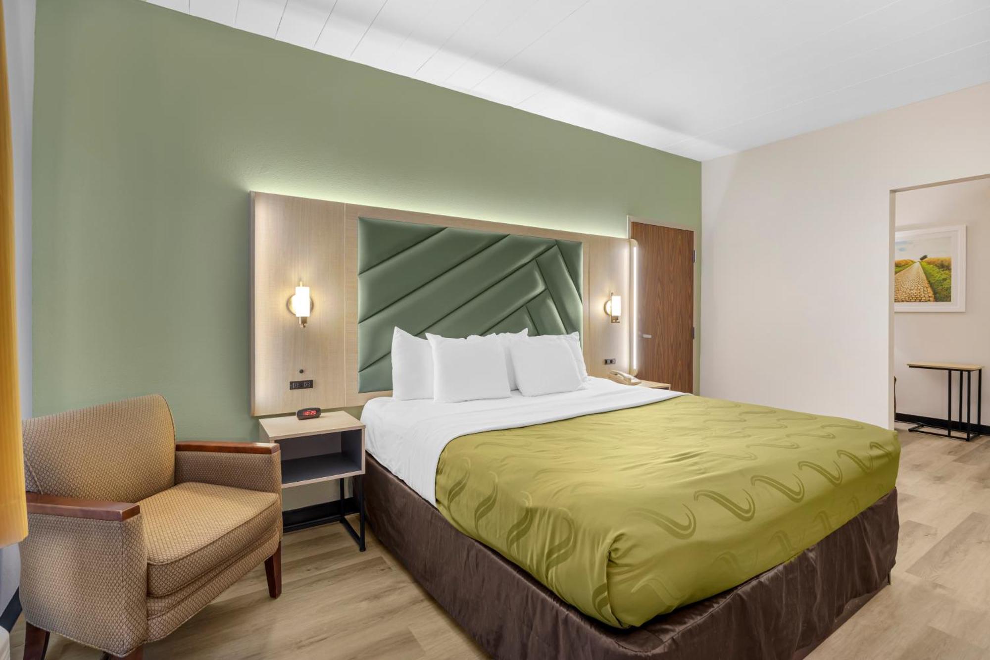 Quality Inn & Suites Monterey, Tn - Crossville, Tn Bagian luar foto
