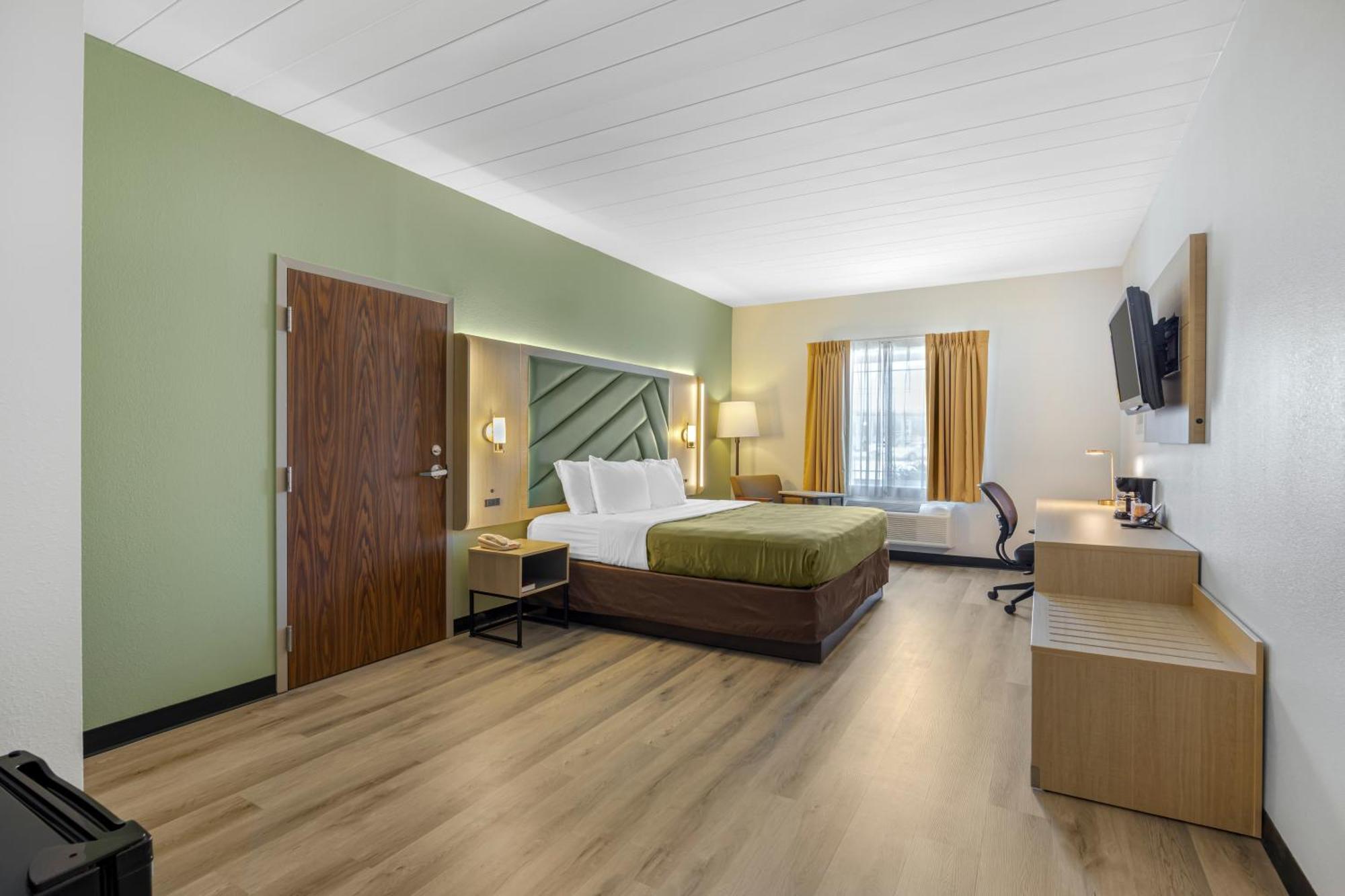 Quality Inn & Suites Monterey, Tn - Crossville, Tn Bagian luar foto