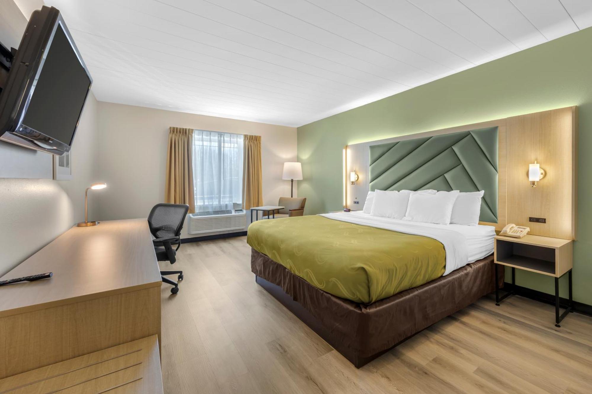 Quality Inn & Suites Monterey, Tn - Crossville, Tn Bagian luar foto