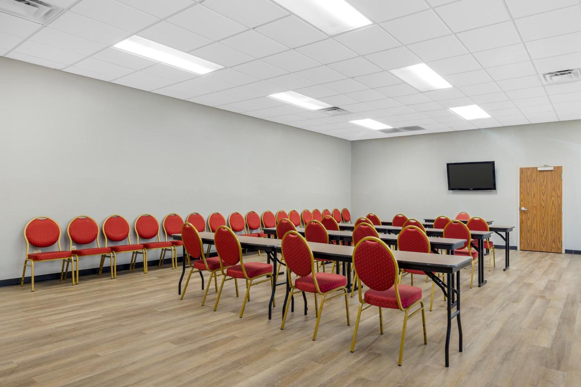Quality Inn & Suites Monterey, Tn - Crossville, Tn Bagian luar foto