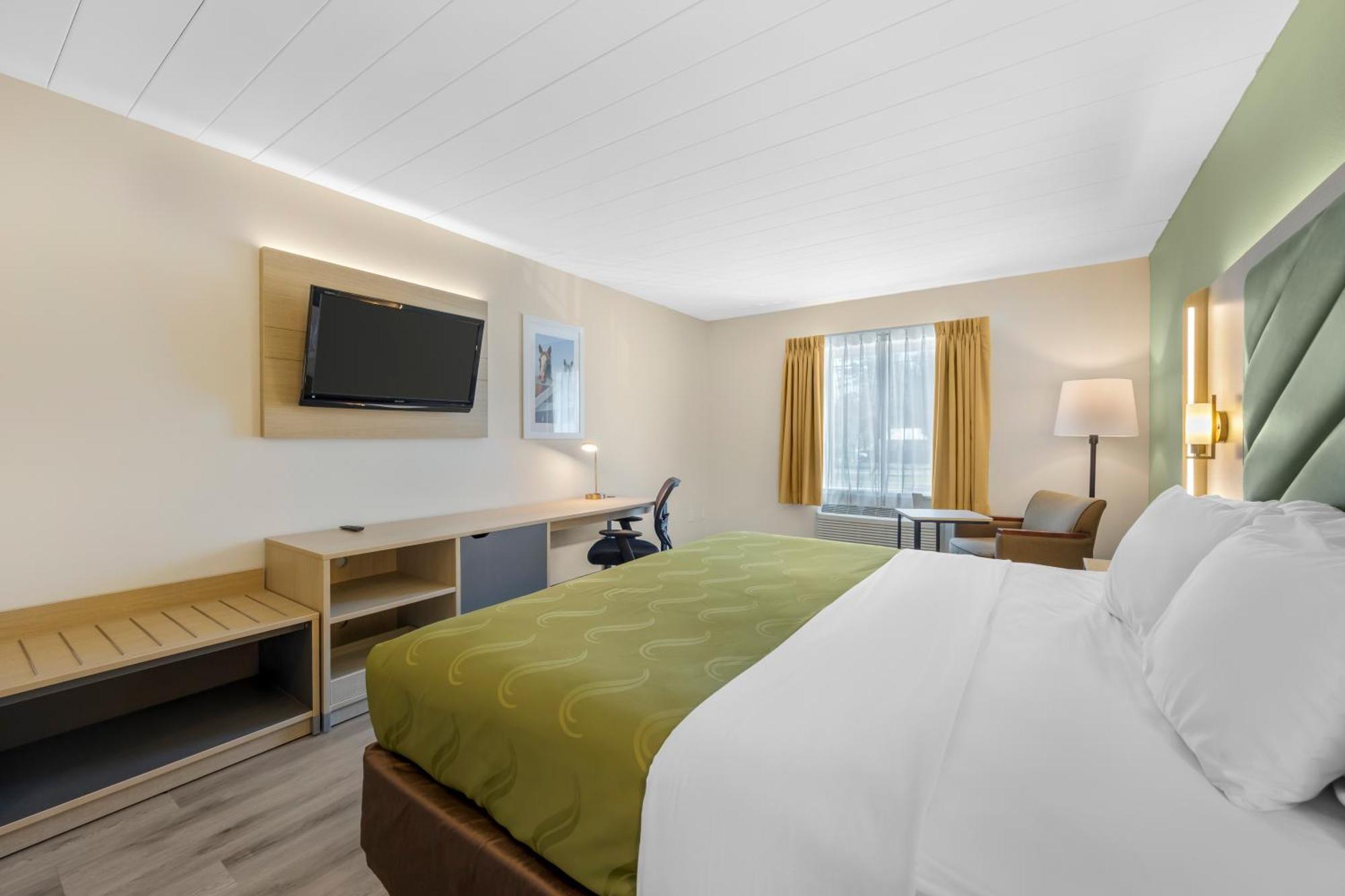 Quality Inn & Suites Monterey, Tn - Crossville, Tn Bagian luar foto
