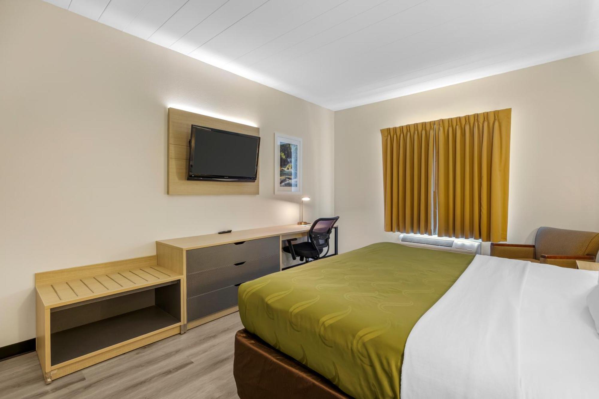 Quality Inn & Suites Monterey, Tn - Crossville, Tn Bagian luar foto